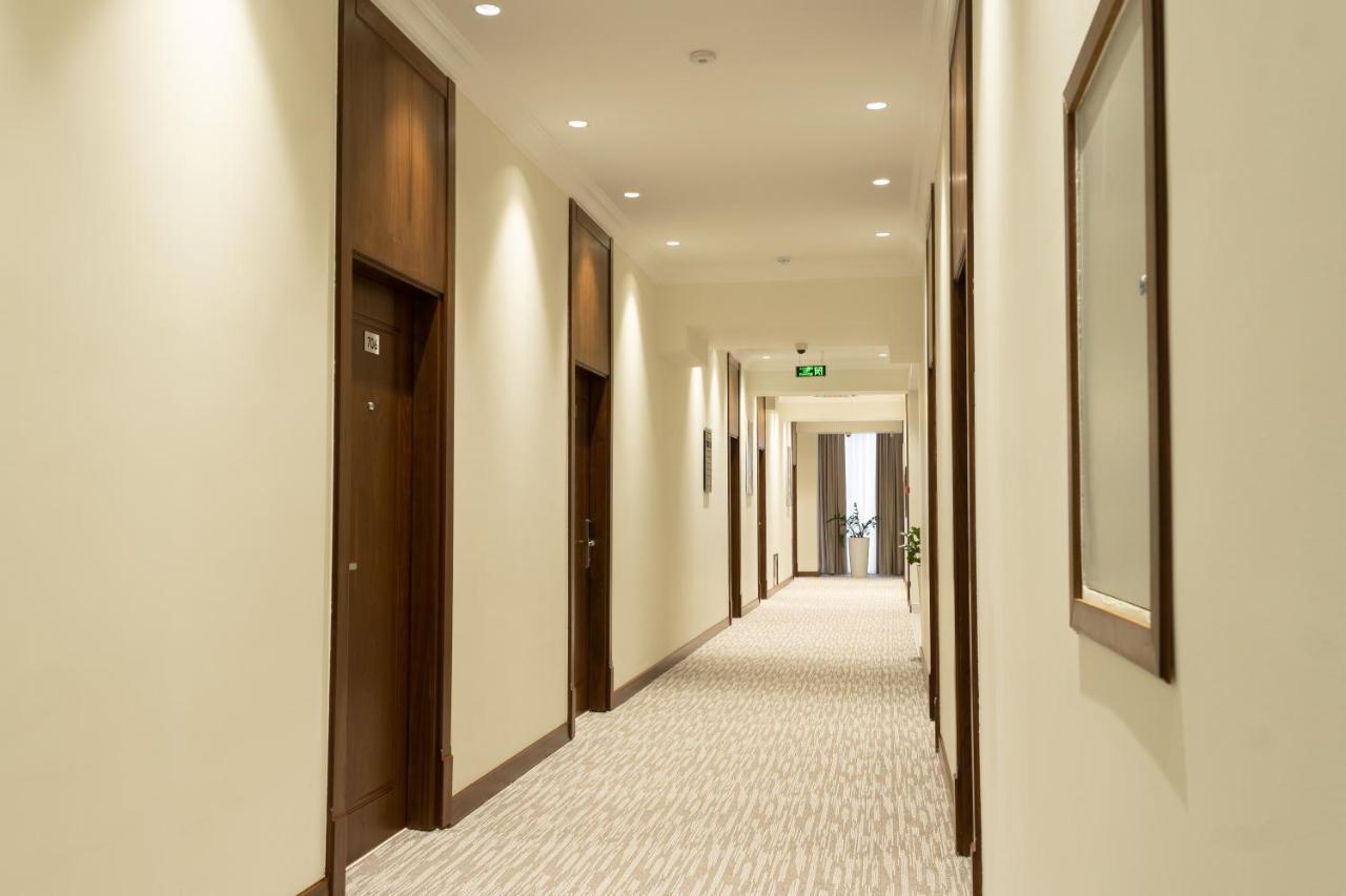 Hotel Mir Luxe Plaza Taszkent Zewnętrze zdjęcie