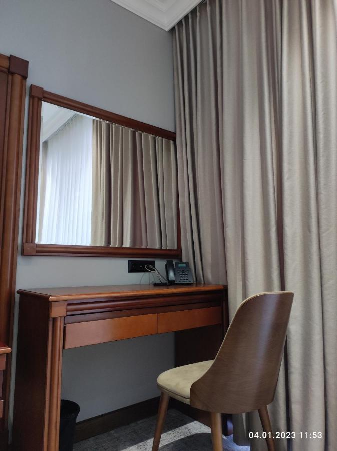 Hotel Mir Luxe Plaza Taszkent Zewnętrze zdjęcie