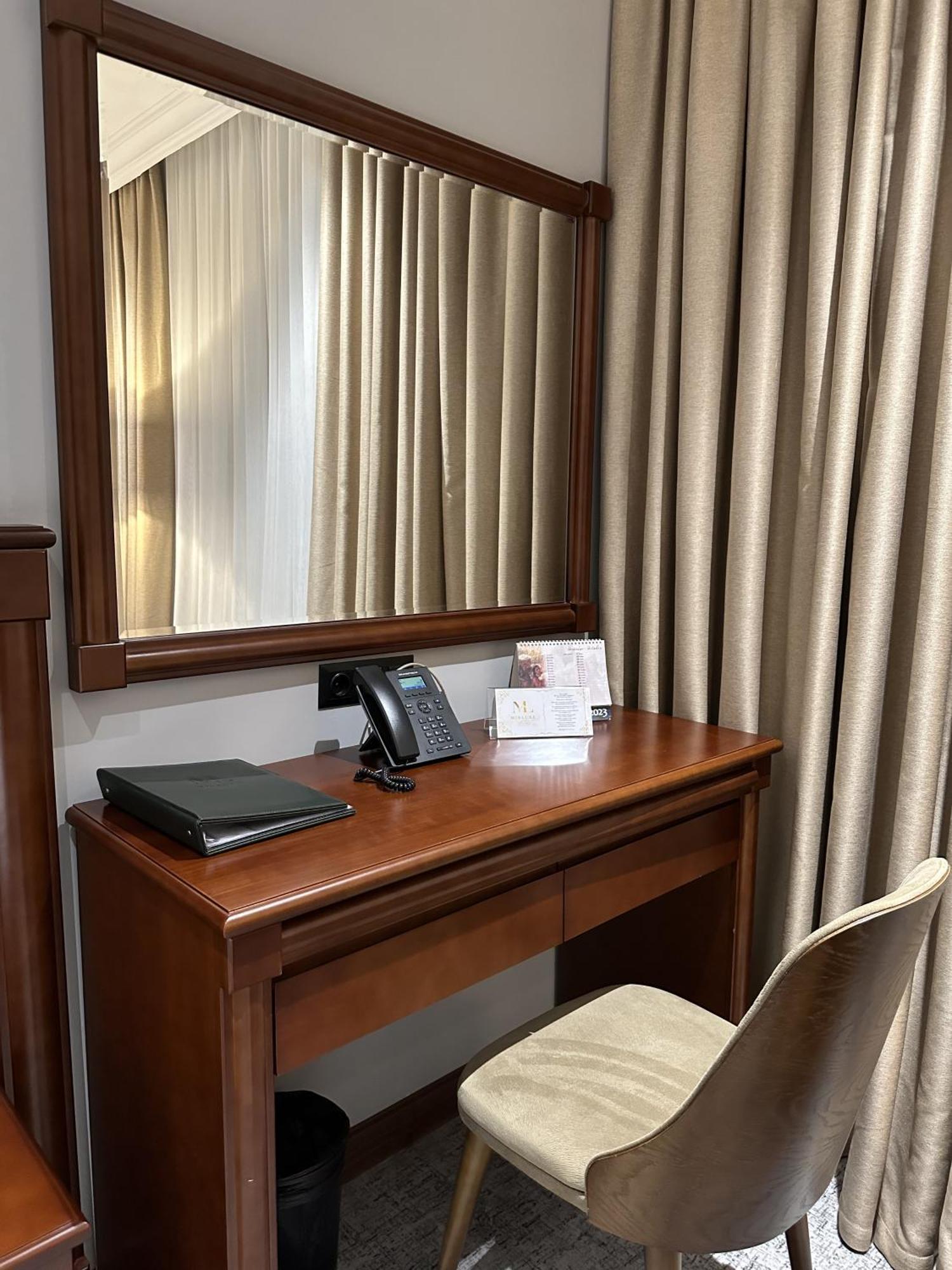 Hotel Mir Luxe Plaza Taszkent Zewnętrze zdjęcie